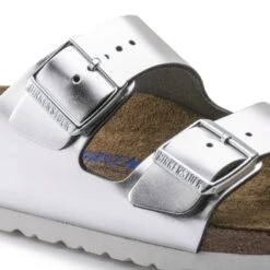Birkenstock Arizona Natural Leather 19 Birkenstock Arizona Natural Leather -Birkenstock 1005961 detail 1