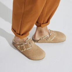 Birkenstock Boston Nubuck Leather 18 Birkenstock Boston Nubuck Leather -Birkenstock 1023307 f closeup m