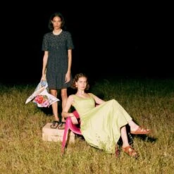 Birkenstock Gizeh Big Buckle Natural Leather Patent Black -Birkenstock 1023779 detail 2